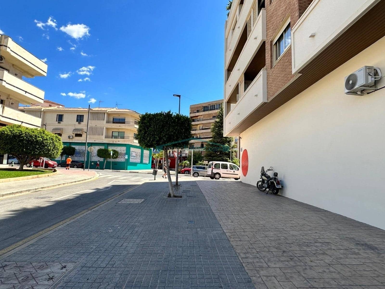 Commerciale in vendita in Alfaz del Pi / L'Alfas del Pi - 230.000 € (Rif: 10078741)