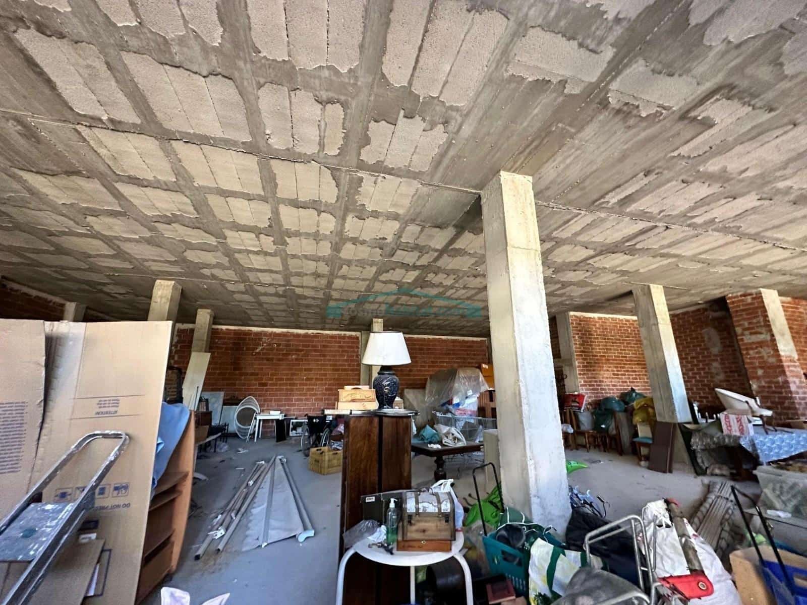 Commerciale in vendita in Alfaz del Pi / L'Alfas del Pi - 230.000 € (Rif: 10078741)