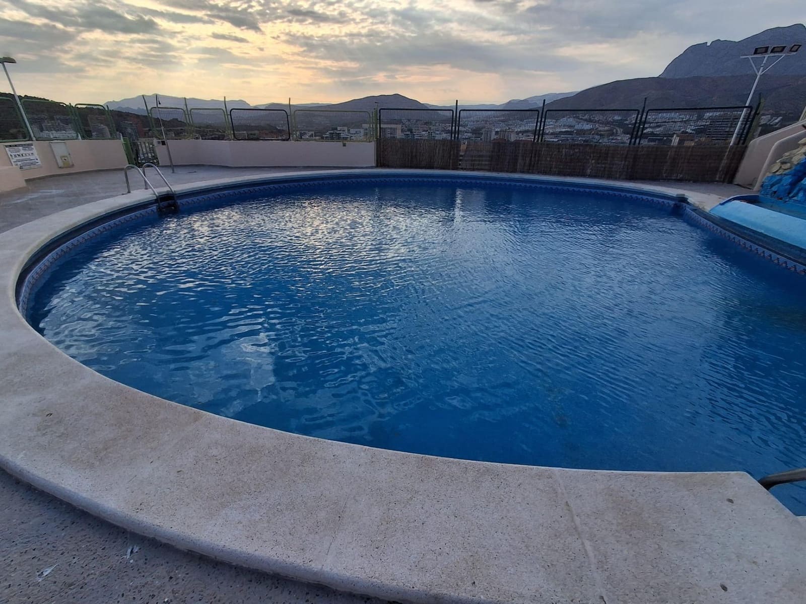 1 soverom Leilighet til salgs i Benidorm med svømmebasseng - € 259 000 (Ref: 10081309)