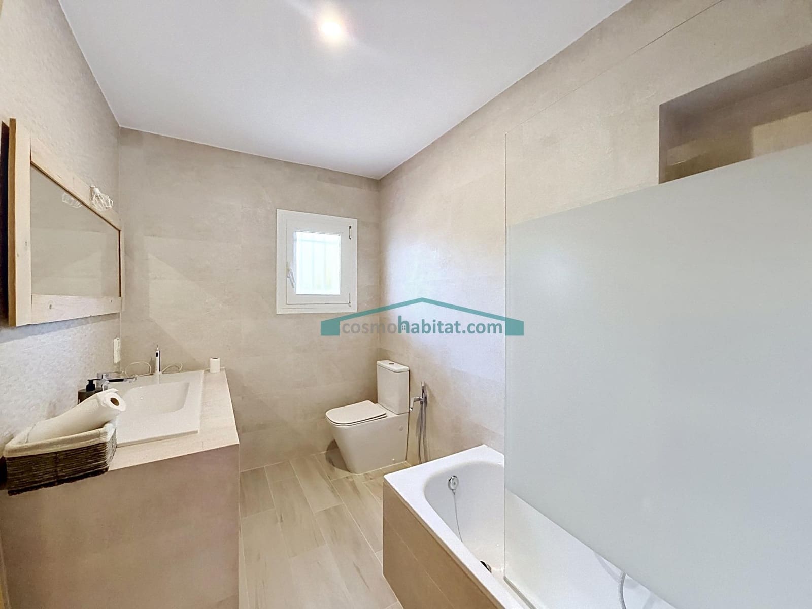 5 quarto Moradia para arrendar em La Canada com garagem - 2 500 € (Ref: 10081311)