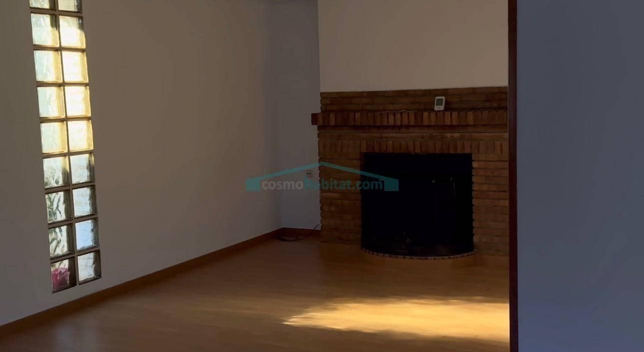 5 bedroom Villa for sale in Torrent with pool garage - € 1,100,000 (Ref: 10081312)