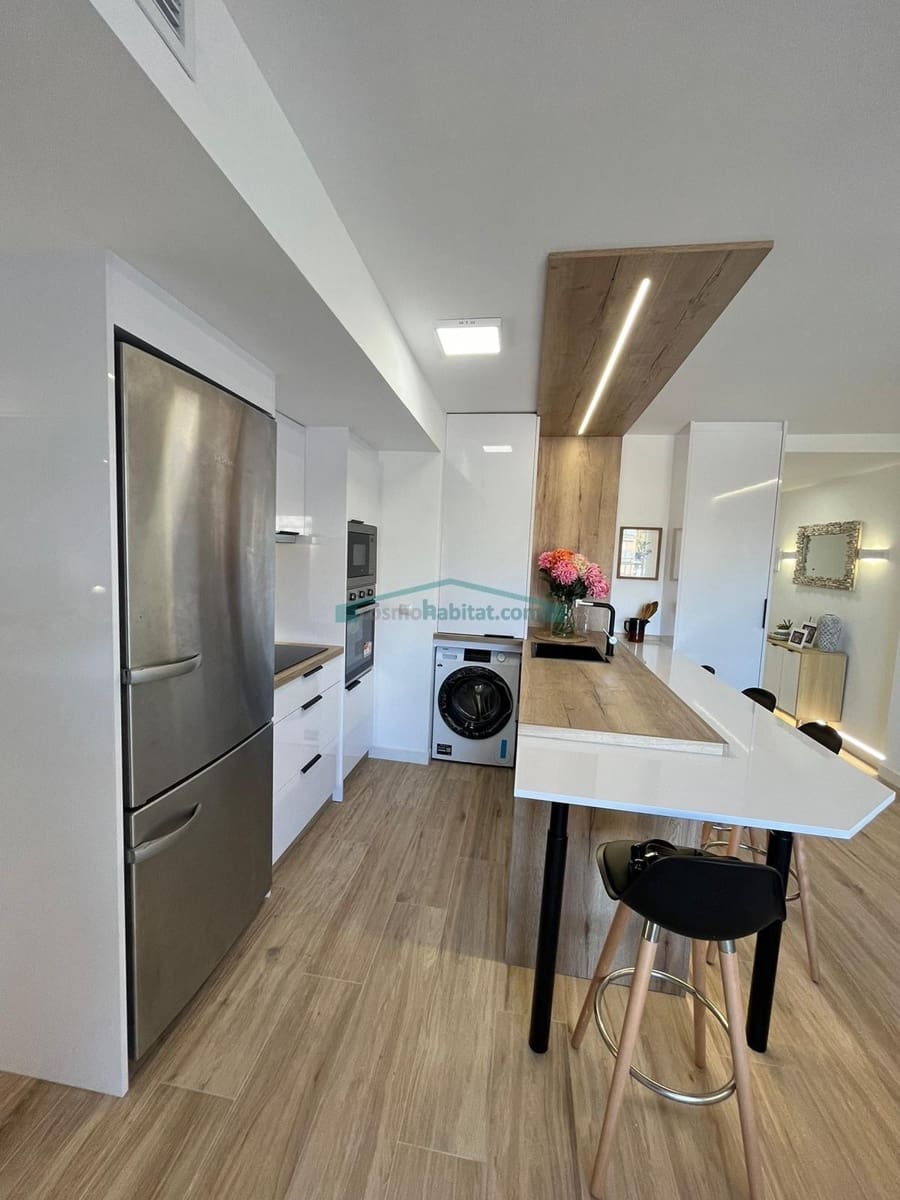 3 bedroom Apartment for sale in Punta Prima with pool garage - € 299,700 (Ref: 10081317)