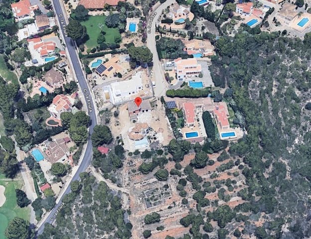 Chalet de 4 habitaciones en Altea en venta con piscina garaje - 2.850.000 € (Ref: 10081320)