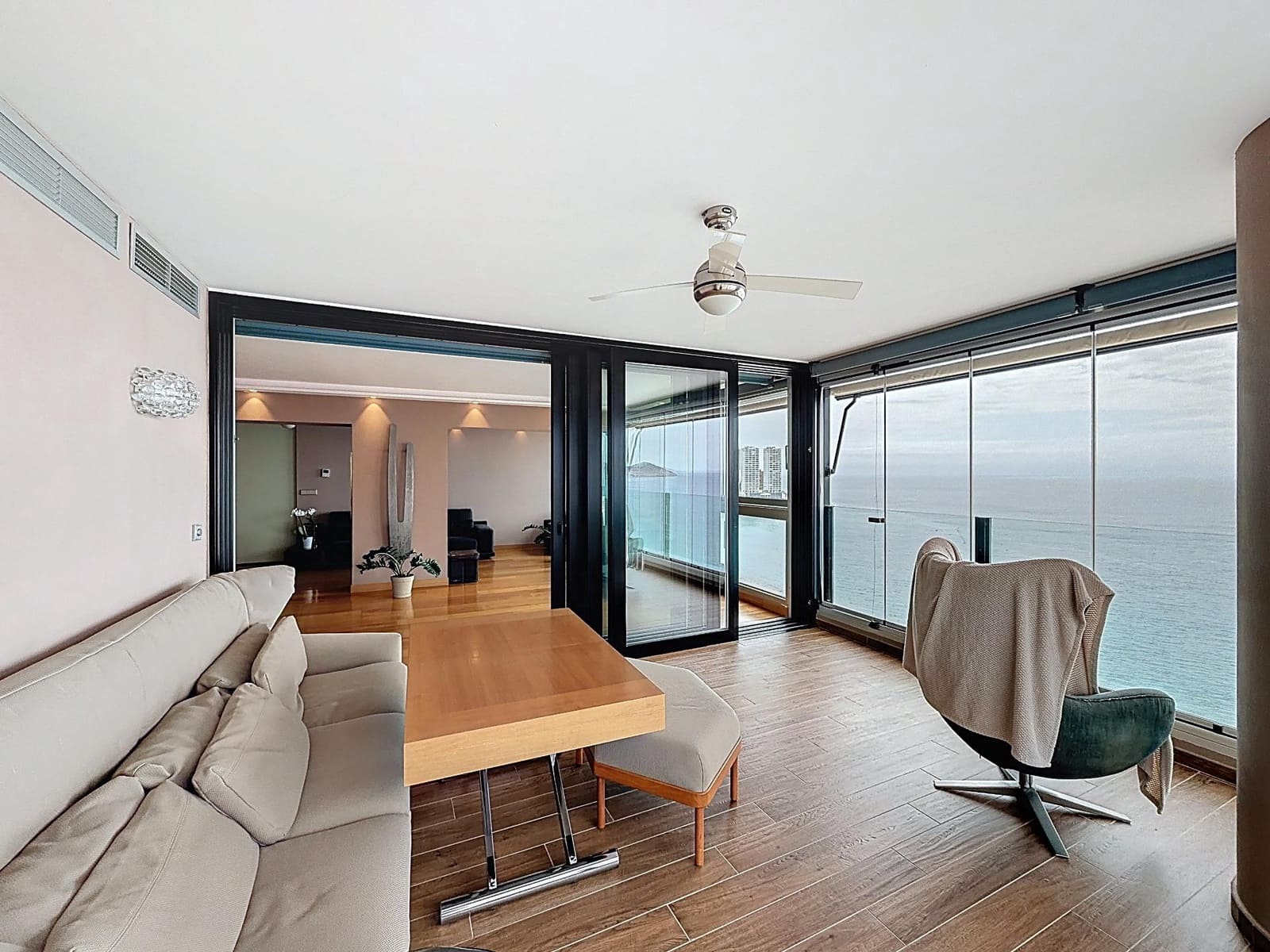 4 camera da letto Appartamento in vendita in Benidorm con piscina garage - 2.500.000 € (Rif: 10081323)