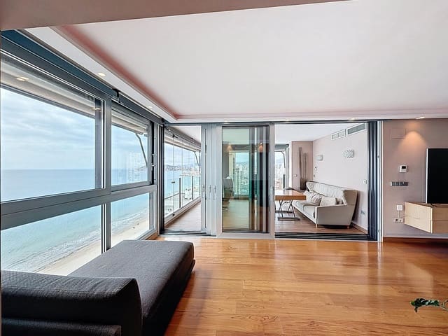 4 quarto Apartamento para venda em Rincón de Loix, Benidorm com piscina garagem - 2 500 000 € (Ref: 10081323)