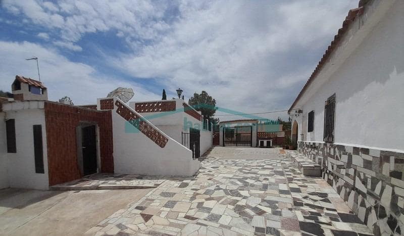 4 Zimmer Finca/Landgut zu verkaufen in Vilamarxant / Villamarchante mit Pool - 257.500 € (Ref: 10081327)