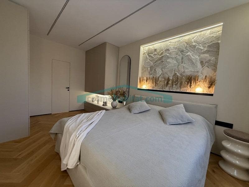 3 bedroom Flat for sale in Alicante / Alacant city - € 620,000 (Ref: 10081329)