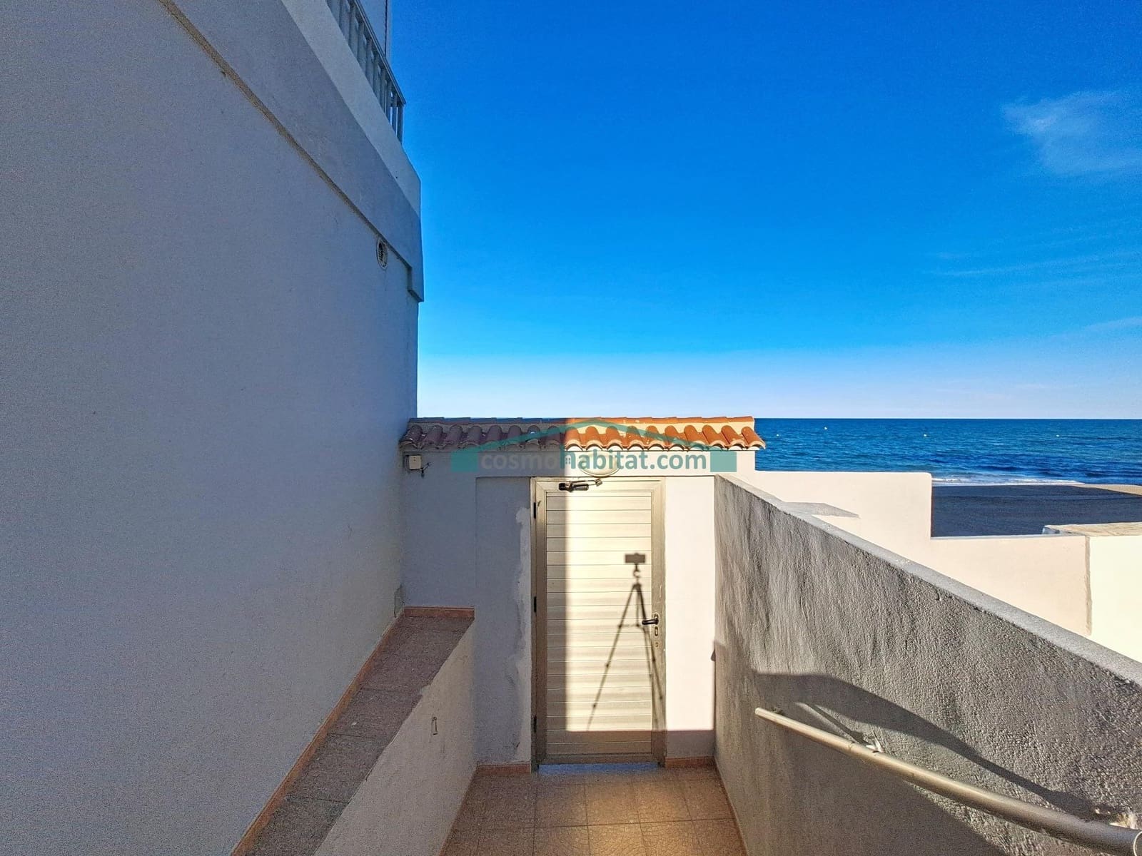 2 bedroom Flat for sale in Tavernes de la Valldigna with garage - € 195,000 (Ref: 10086259)