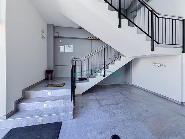 Bedrijf te huur in Paterna - € 4.000 (Ref: 10098494)