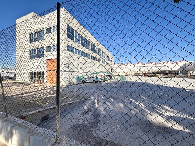 Bedrijf te huur in Paterna - € 4.000 (Ref: 10098494)