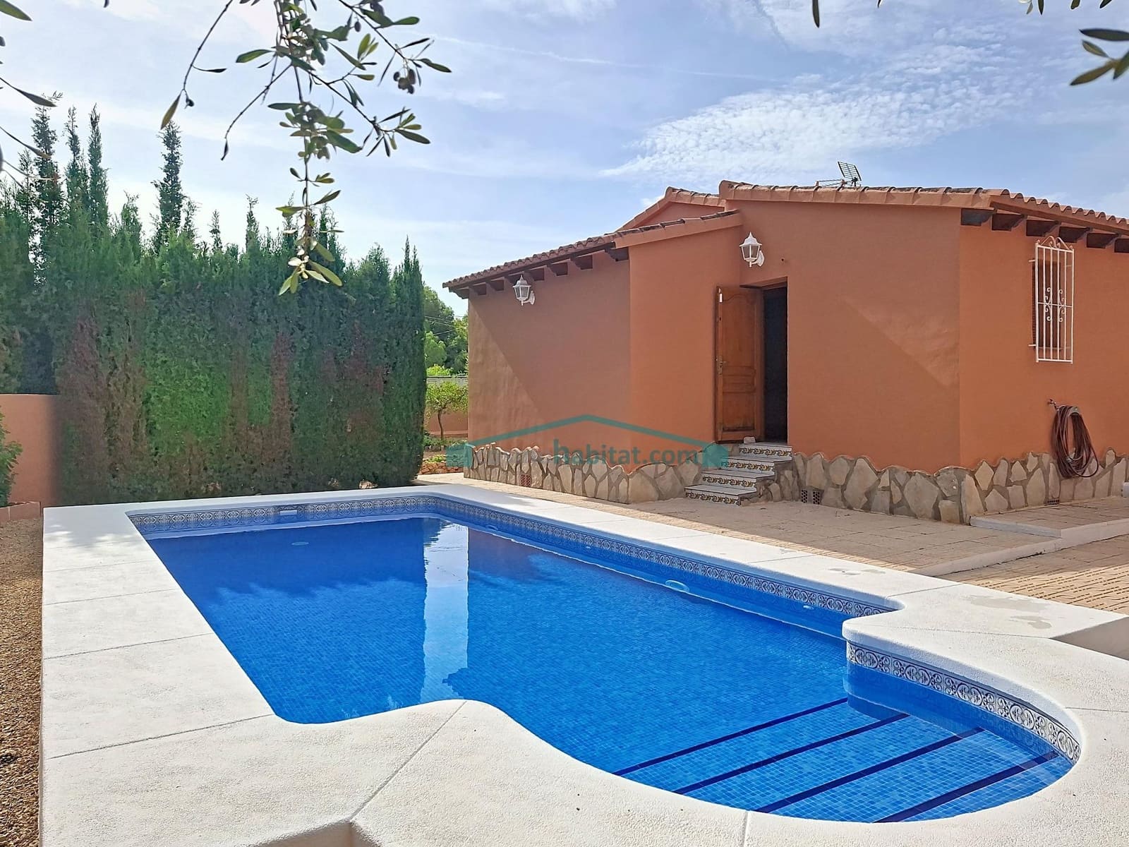 2 Zimmer Villa zu verkaufen in Alfaz del Pi / L'Alfas del Pi mit Pool Garage - 450.000 € (Ref: 10132074)