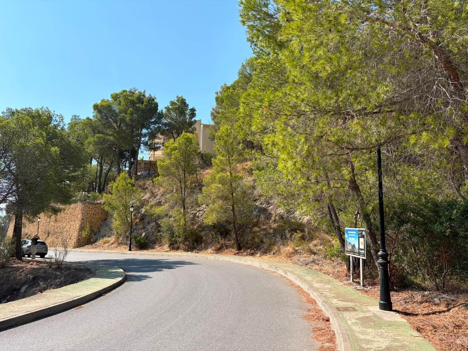 Building Plot for sale in Altea - € 275,000 (Ref: 10139781)