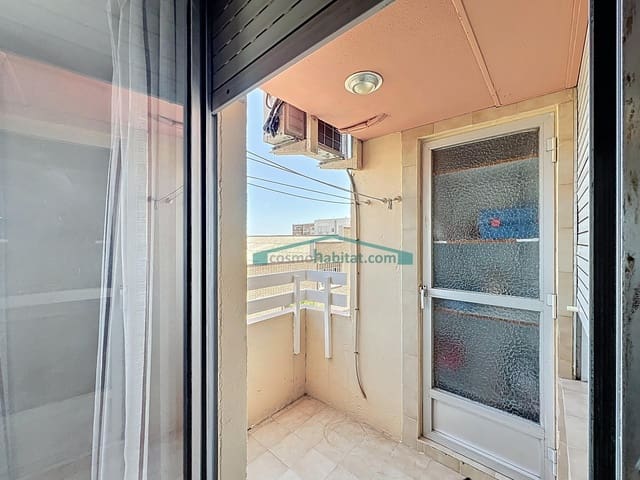Piso de 3 habitaciones en Bonrepòs i Mirambell en alquiler - 990 € (Ref: 10158004)