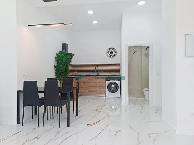 2 soveværelse Lejlighed til salg i Poniente, Benidorm med swimmingpool garage - € 240.000 (Ref: 10159781)