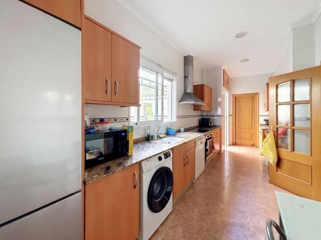 Chalet de 4 habitaciones en San Antonio de Benagéber en venta con piscina garaje - 425.000 € (Ref: 10174660)