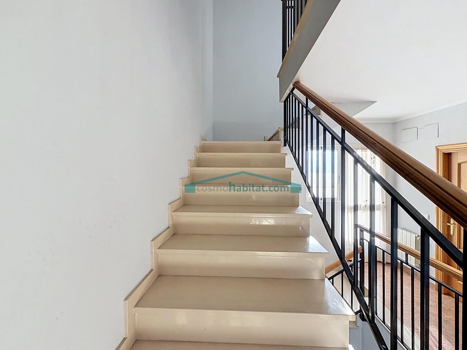 Chalet de 4 habitaciones en San Antonio de Benagéber en venta con piscina garaje - 425.000 € (Ref: 10174660)