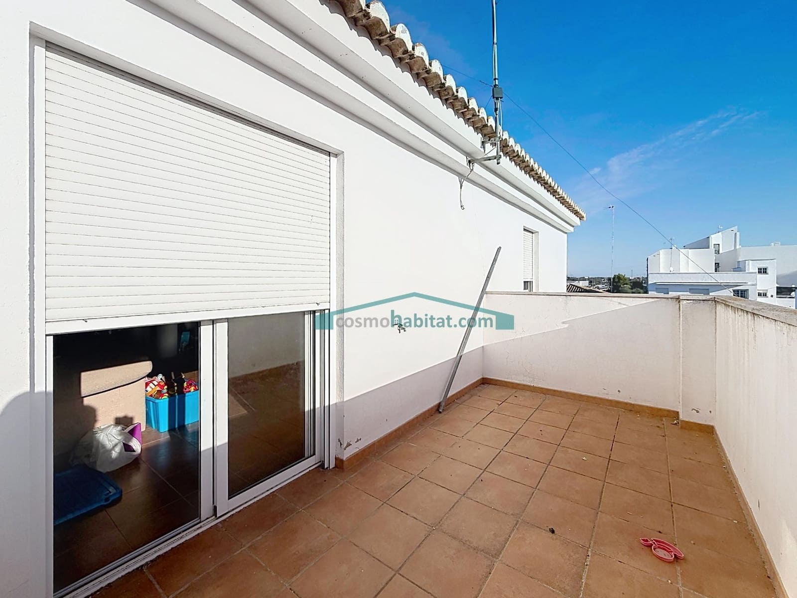 Chalet de 4 habitaciones en San Antonio de Benagéber en venta con piscina garaje - 425.000 € (Ref: 10174660)