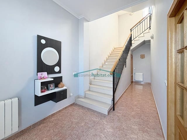 Chalet de 4 habitaciones en San Antonio de Benagéber en venta con piscina garaje - 425.000 € (Ref: 10174660)