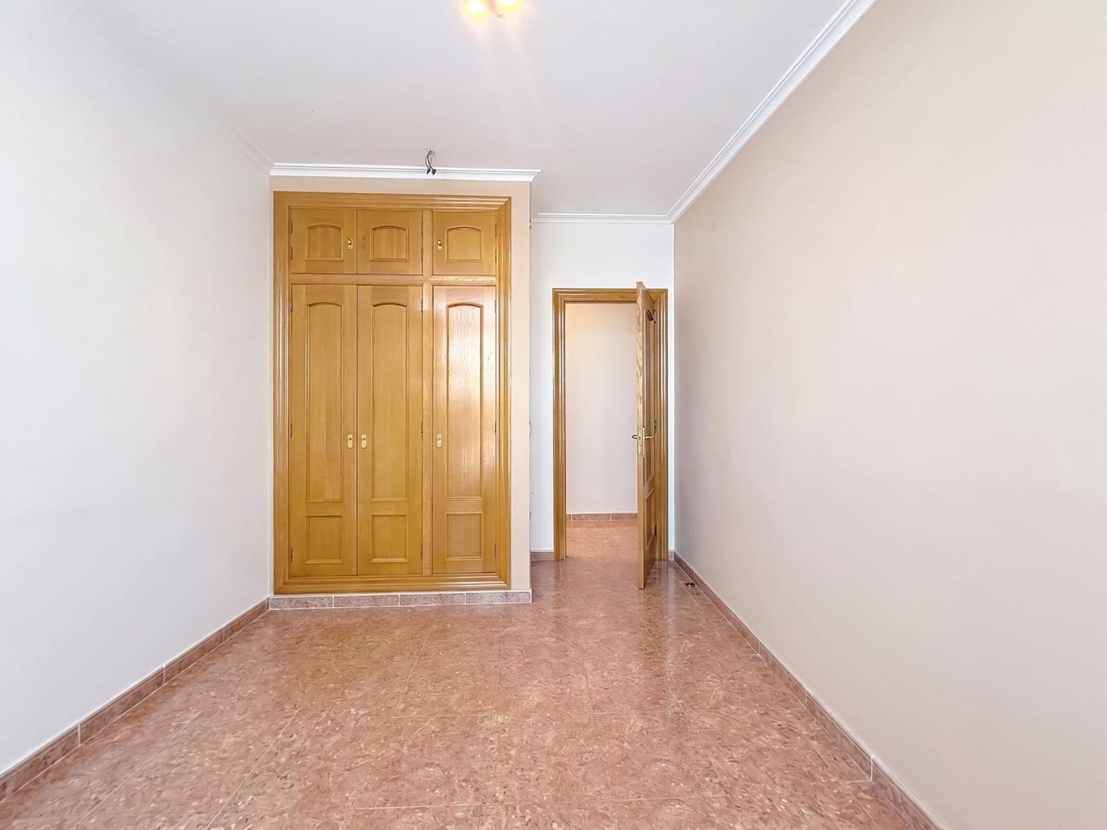 Chalet de 4 habitaciones en San Antonio de Benagéber en venta con piscina garaje - 425.000 € (Ref: 10174660)