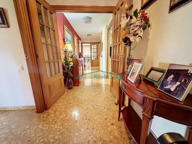 5 soverom Leilighet til leie i La Petxina, Valencia by med garasje - € 3 000 (Ref: 10180695)
