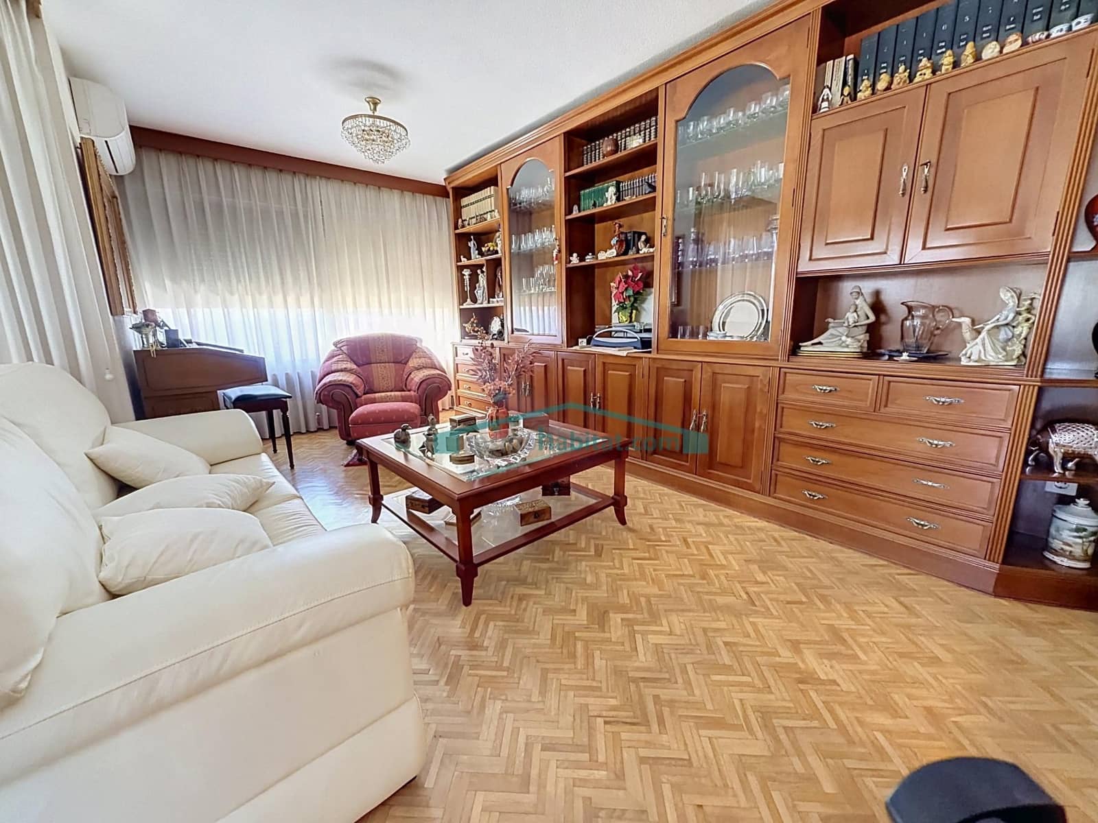 5 soverom Leilighet til leie i Valencia by med garasje - € 3 000 (Ref: 10180695)