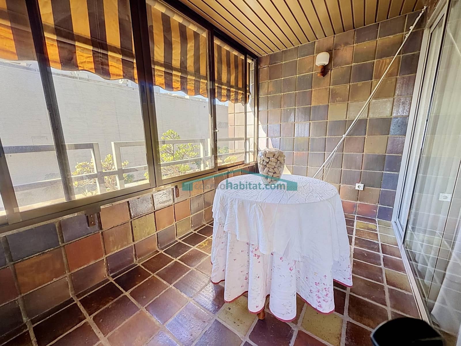 5 soverom Leilighet til leie i Valencia by med garasje - € 3 000 (Ref: 10180695)