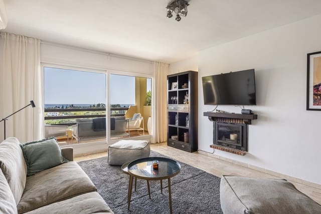 2 bedroom Apartment for sale in Selwo, Estepona with pool - € 375,000 (Ref: 10000455)