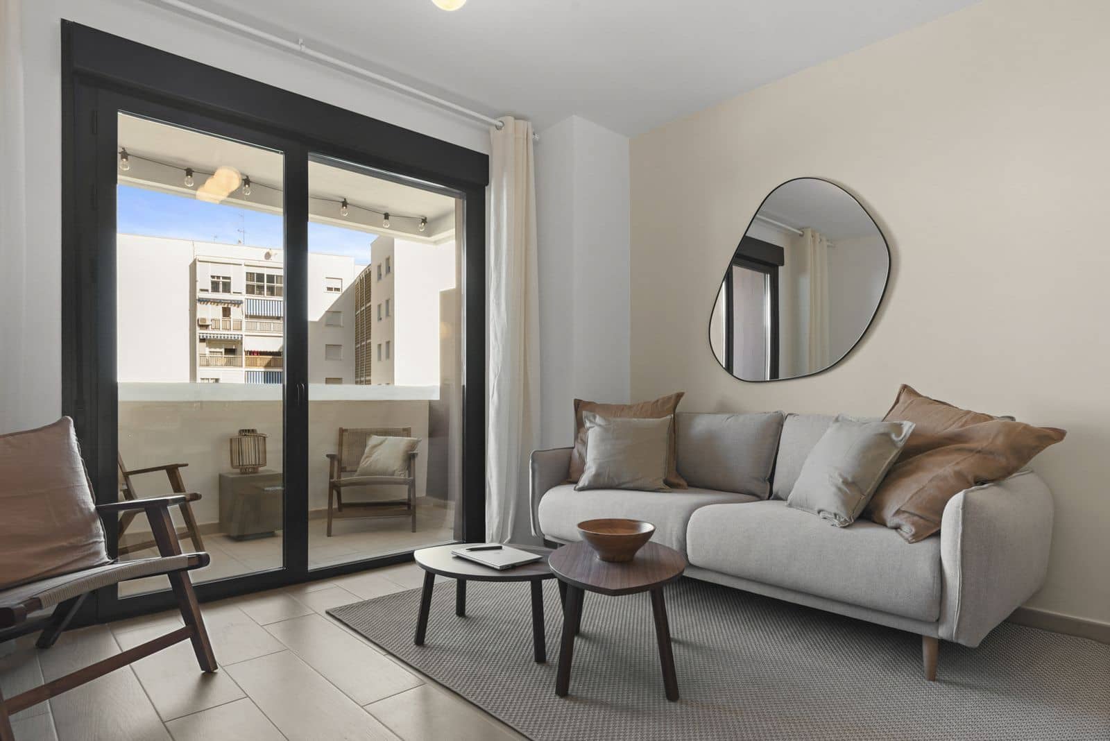 Apartamento de 3 habitaciones en Estepona en venta con piscina garaje - 430.000 € (Ref: 10000511)