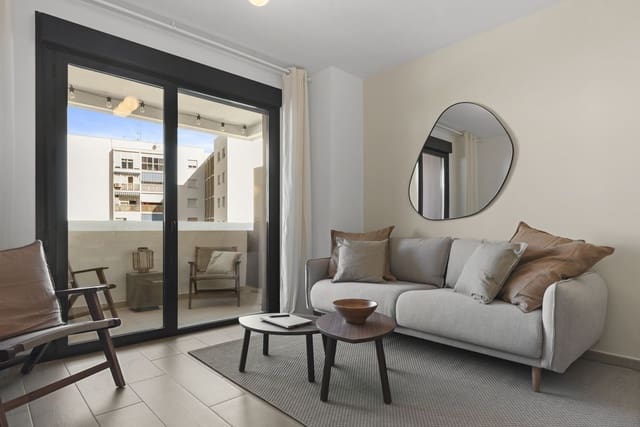 Apartamento de 3 habitaciones en Estepona en venta con piscina garaje - 430.000 € (Ref: 10000511)