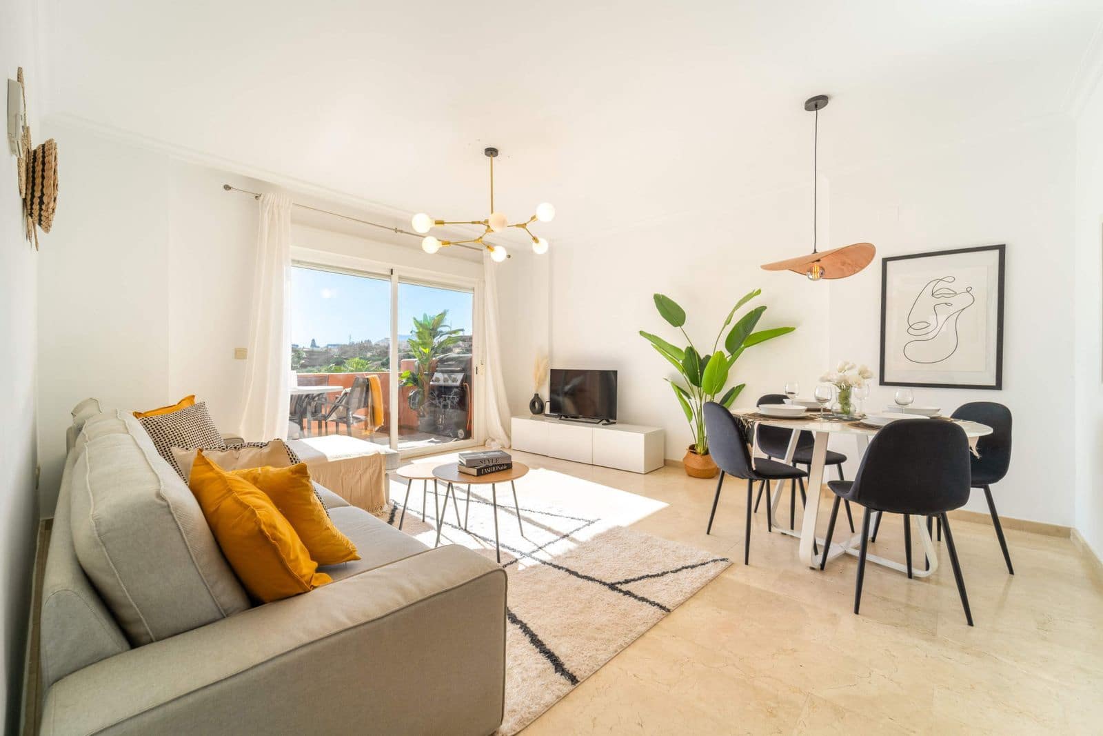 2 sypialnia Apartament na sprzedaż w Riviera del Sol z basenem garażem - 295 000 € (Ref: 10000512)