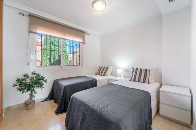 2 soveværelse Lejlighed til salg i Riviera del Sol, Mijas med swimmingpool garage - € 295.000 (Ref: 10000512)