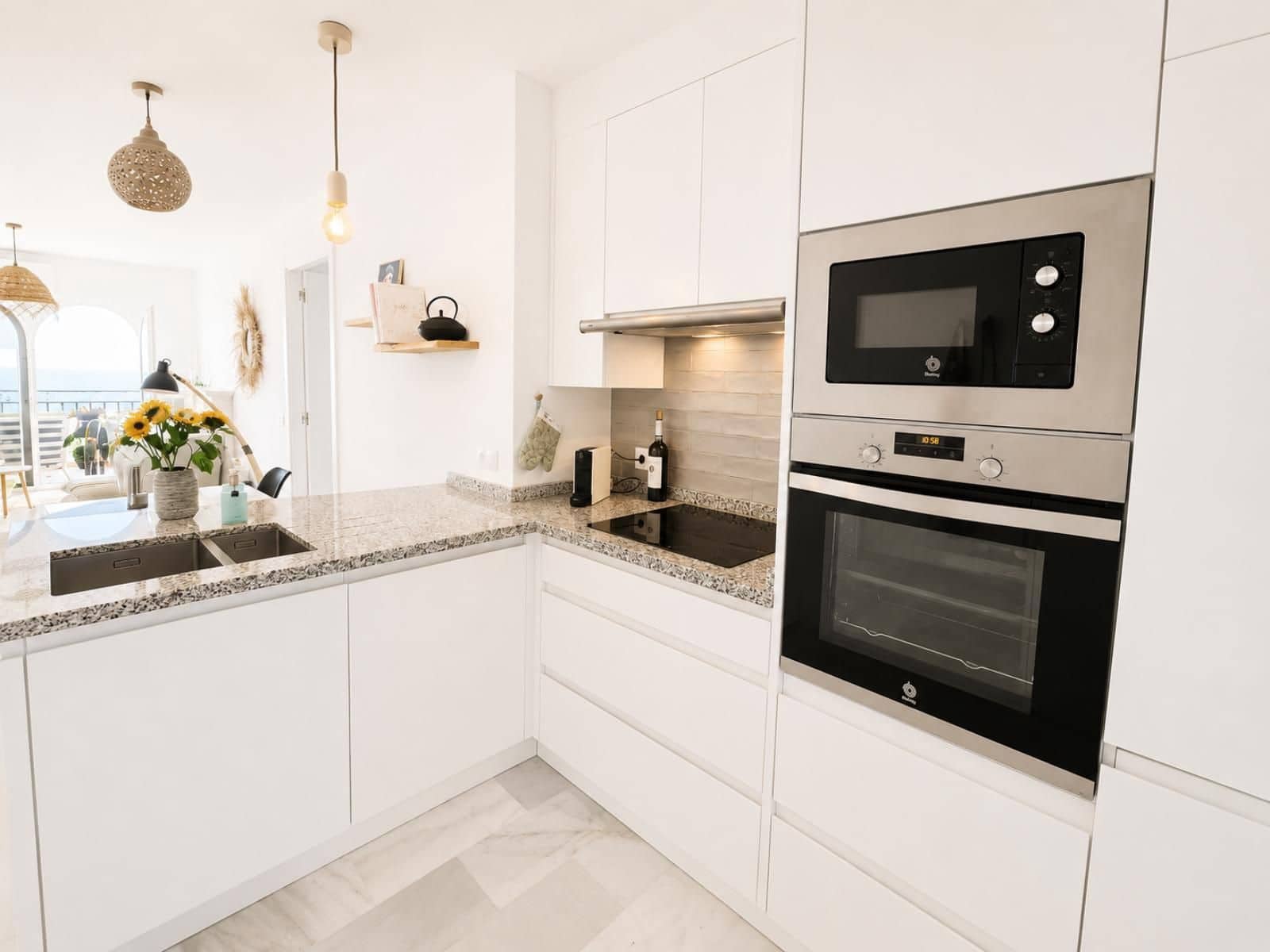 2 soveværelse Lejlighed til salg i Malaga by med swimmingpool - € 389.000 (Ref: 10000578)