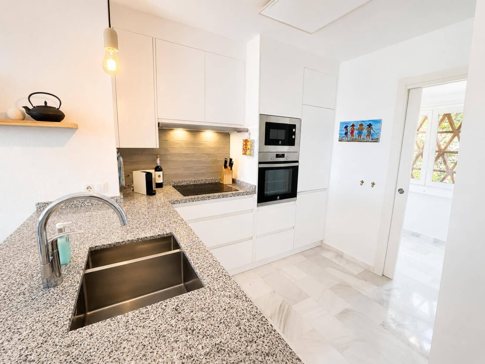 2 soveværelse Lejlighed til salg i Malaga by med swimmingpool - € 389.000 (Ref: 10000578)