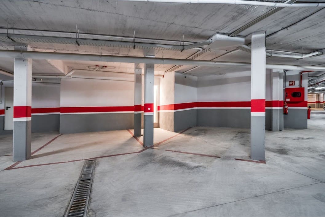 3 Zimmer Haus zu vermieten in El Paraiso mit Pool Garage - 3.200 € (Ref: 10000741)