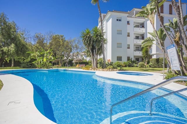 2 soveværelse Lejlighed til salg i Calahonda, Mijas med swimmingpool garage - € 349.000 (Ref: 10000742)