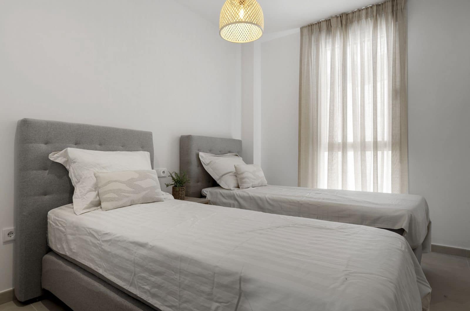 3 bedroom Apartment for sale in Cancelada with pool garage - € 465,000 (Ref: 10000747)