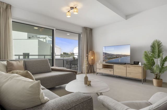 3 bedroom Apartment for sale in Cancelada, Estepona with pool garage - € 465,000 (Ref: 10000747)
