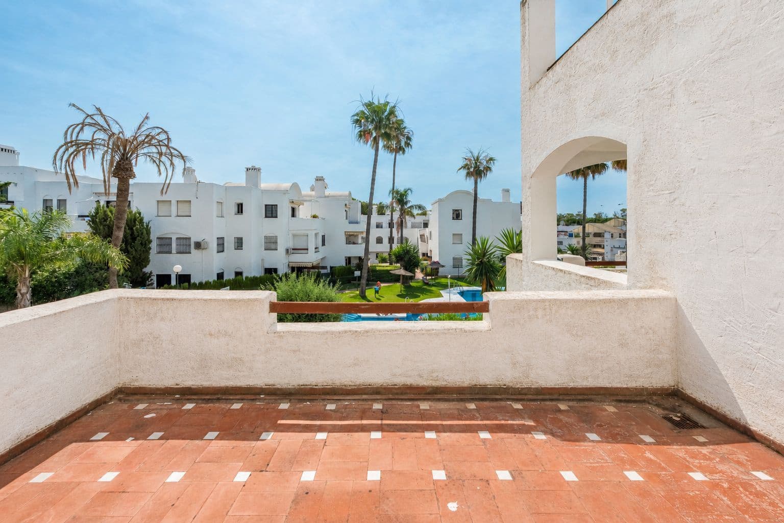 3 soverom Leilighet til salgs i Estepona med svømmebasseng garasje - € 399 500 (Ref: 10000748)