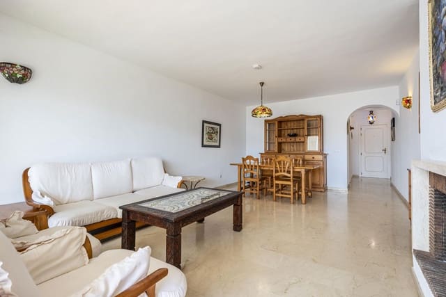 3 soverom Leilighet til salgs i Estepona med svømmebasseng garasje - € 399 500 (Ref: 10000748)
