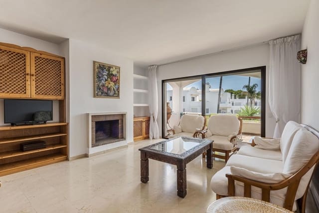 3 soverom Leilighet til salgs i Estepona med svømmebasseng garasje - € 399 500 (Ref: 10000748)