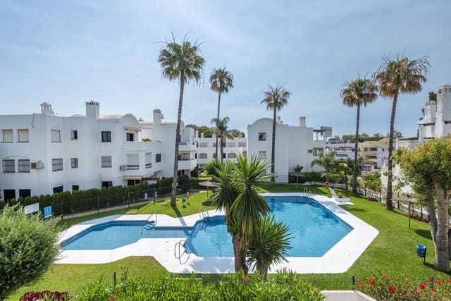 3 soverom Leilighet til salgs i Estepona med svømmebasseng garasje - € 399 500 (Ref: 10000748)