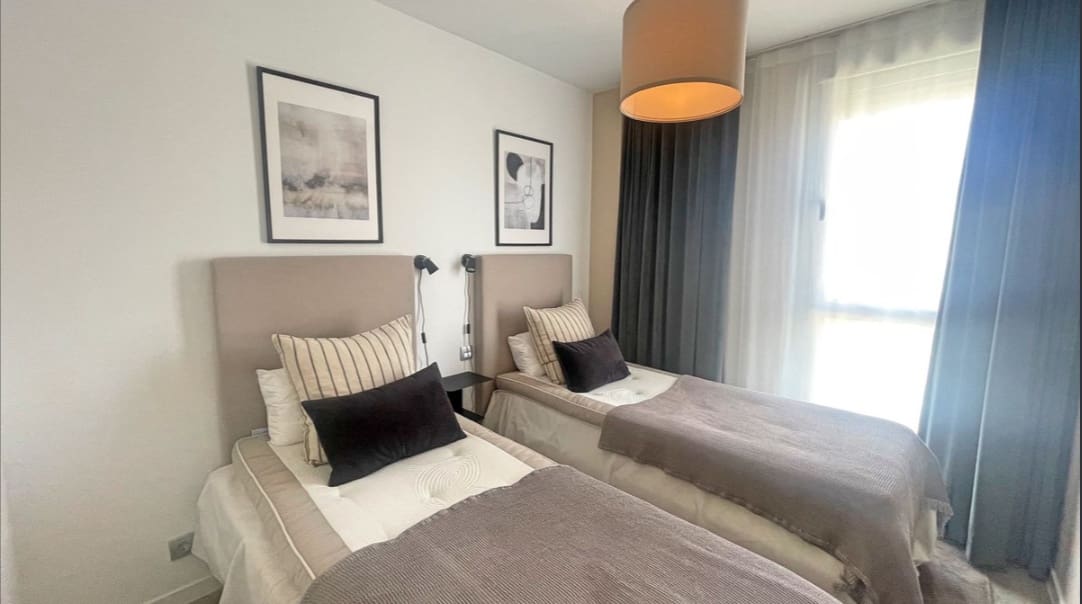 2 Zimmer Penthouse zu vermieten in Cancelada mit Pool Garage - 2.500 € (Ref: 10004384)