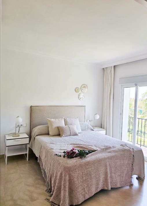 3 soveværelse Lejlighed til leje i Benahavis med swimmingpool garage - € 2.900 (Ref: 10004386)