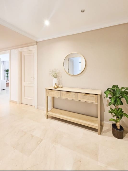 3 soveværelse Lejlighed til leje i Benahavis med swimmingpool garage - € 2.900 (Ref: 10004386)