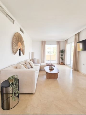 3 bedroom Apartment for rent in Benahavís with pool garage - € 2,900 (Ref: 10004386)