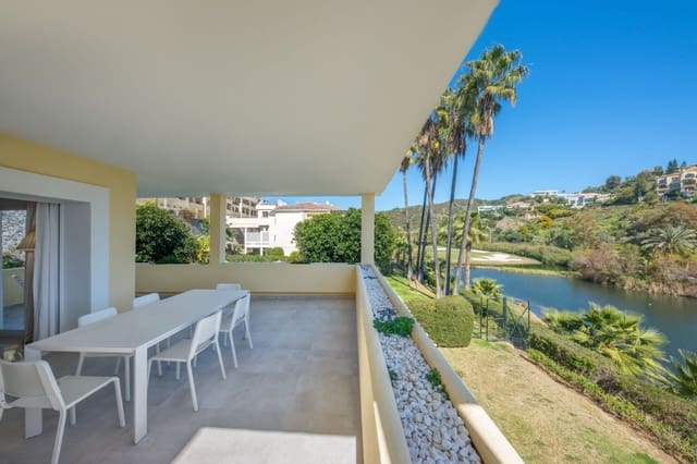 3 bedroom Apartment for rent in Benahavís with pool garage - € 2,900 (Ref: 10004386)