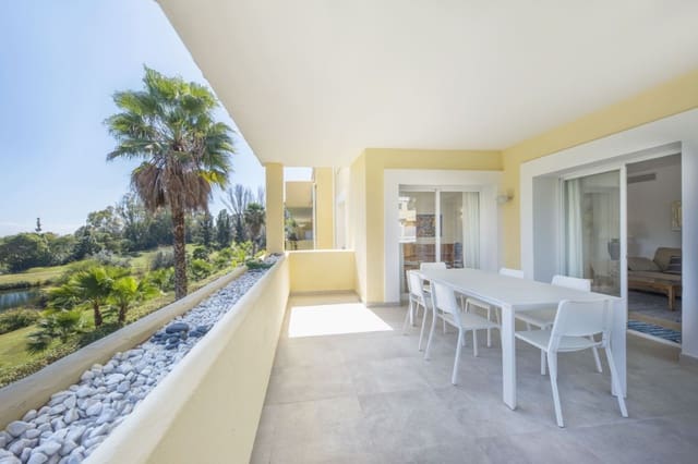 3 bedroom Apartment for rent in Benahavís with pool garage - € 2,900 (Ref: 10004386)