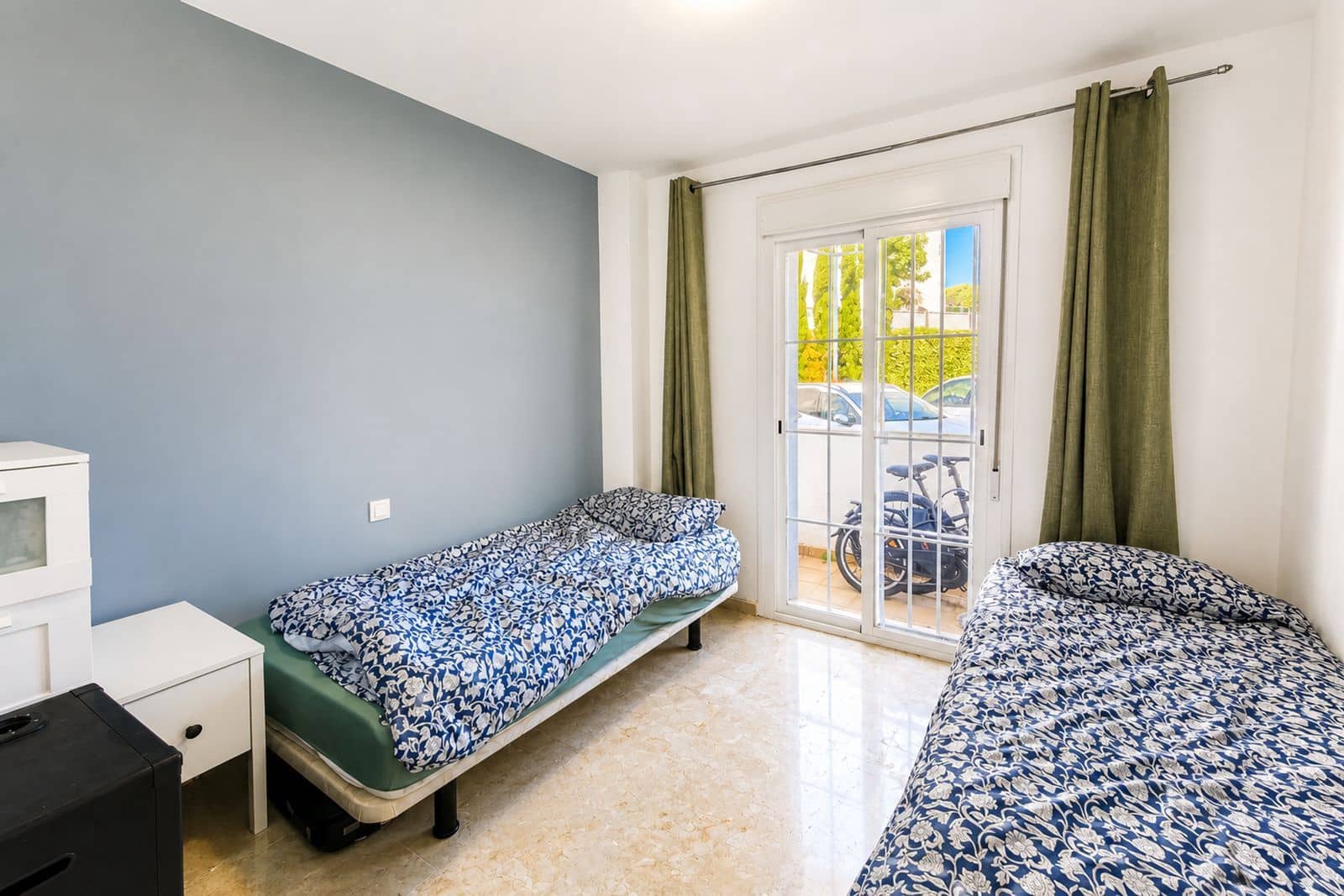 3 Zimmer Apartment zu verkaufen in La Duquesa / Puerto de la Duquesa mit Pool Garage - 285.000 € (Ref: 10004389)