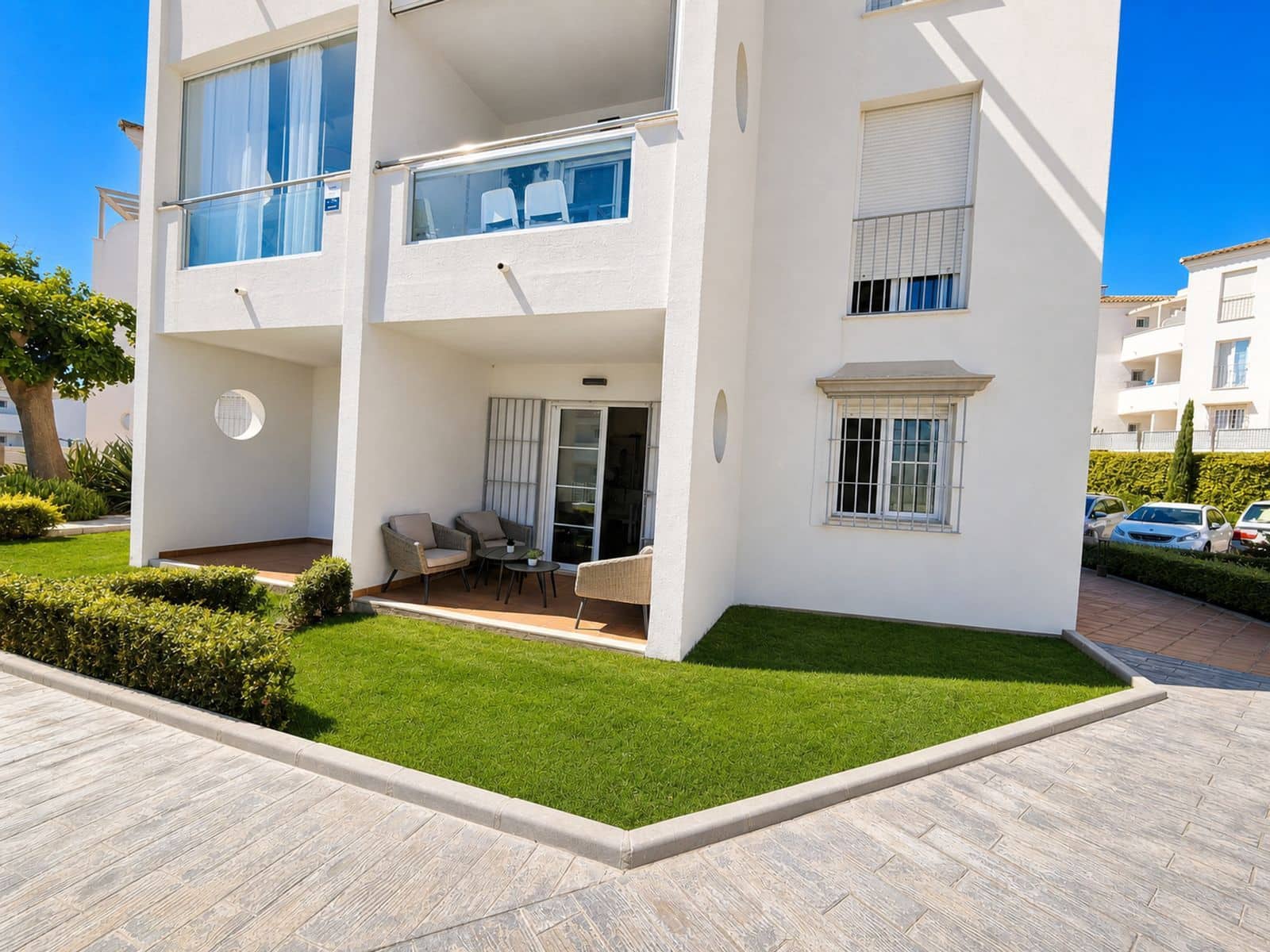 3 Zimmer Apartment zu verkaufen in La Duquesa / Puerto de la Duquesa mit Pool Garage - 285.000 € (Ref: 10004389)