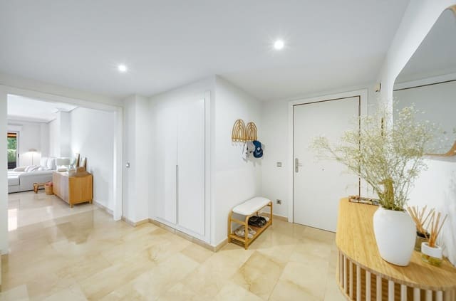 2 slaapkamer Appartement te koop in Casares met zwembad garage - € 439.000 (Ref: 10004392)